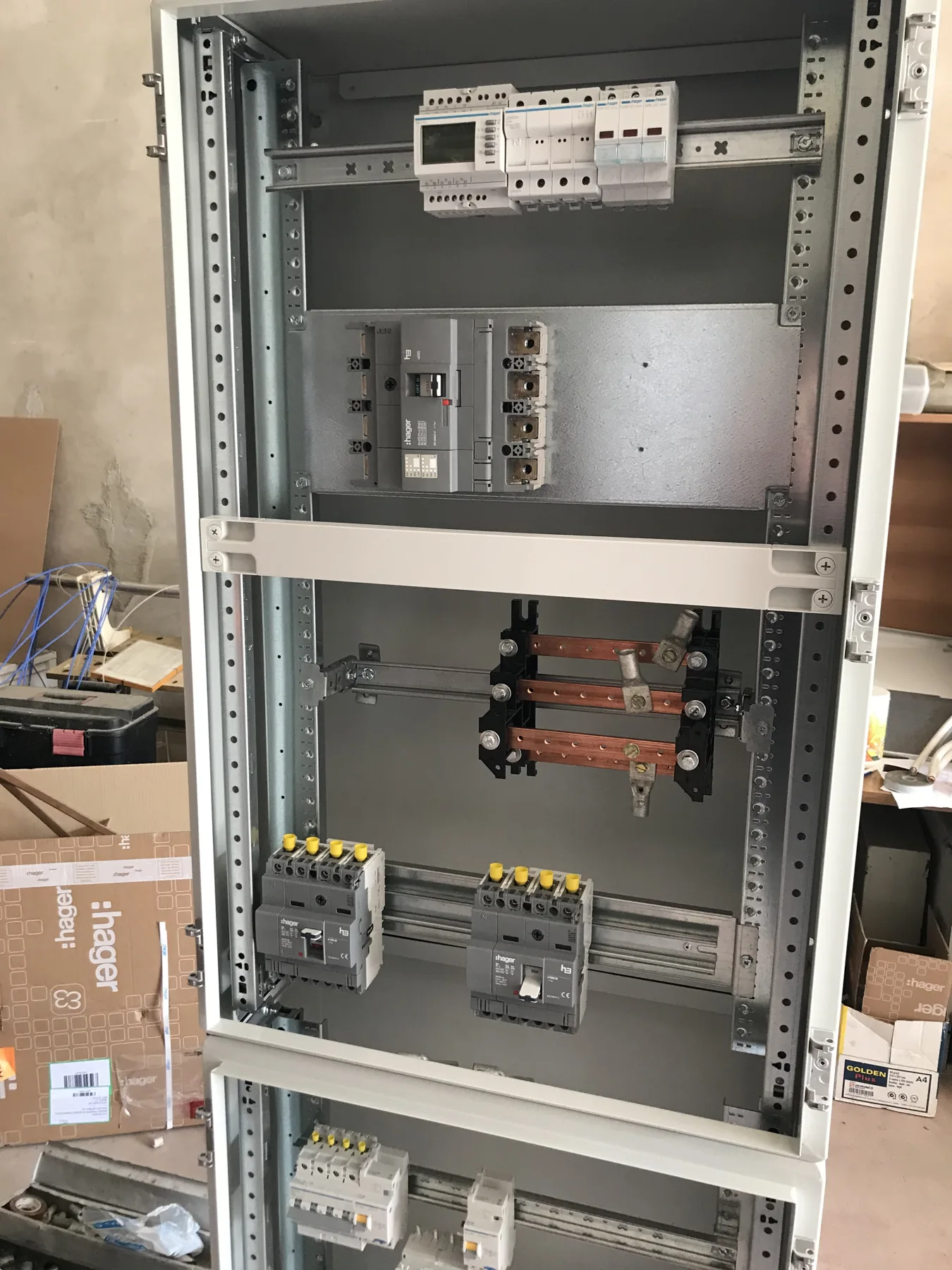Poligrafico di Foggia · allestimento del quadro elettrico